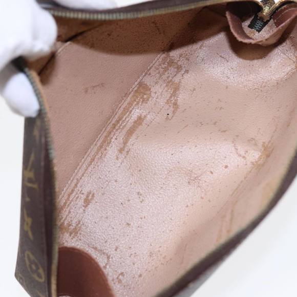 LOUIS VUITTON Monogram Trousse Demi Ronde Cosmetic Pouch M47520 LV Auth 89289 - Picture 10 of 16